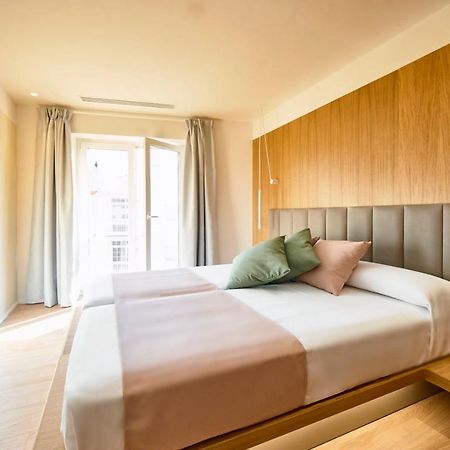 Hostal Pericon โกนิล เด ลาฟรอนเตรา ภายนอก รูปภาพ